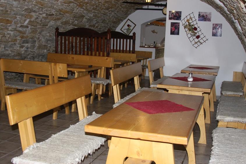 Penzion Korzo Hotell Spisska Stara Ves Exteriör bild